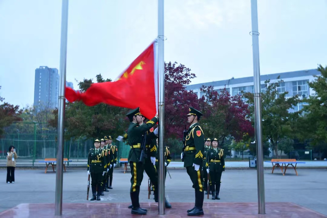 谈球吧体育官网入口
