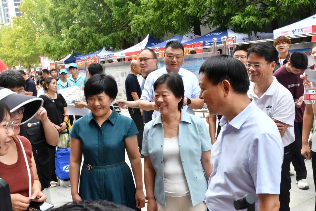 谈球吧体育官网入口