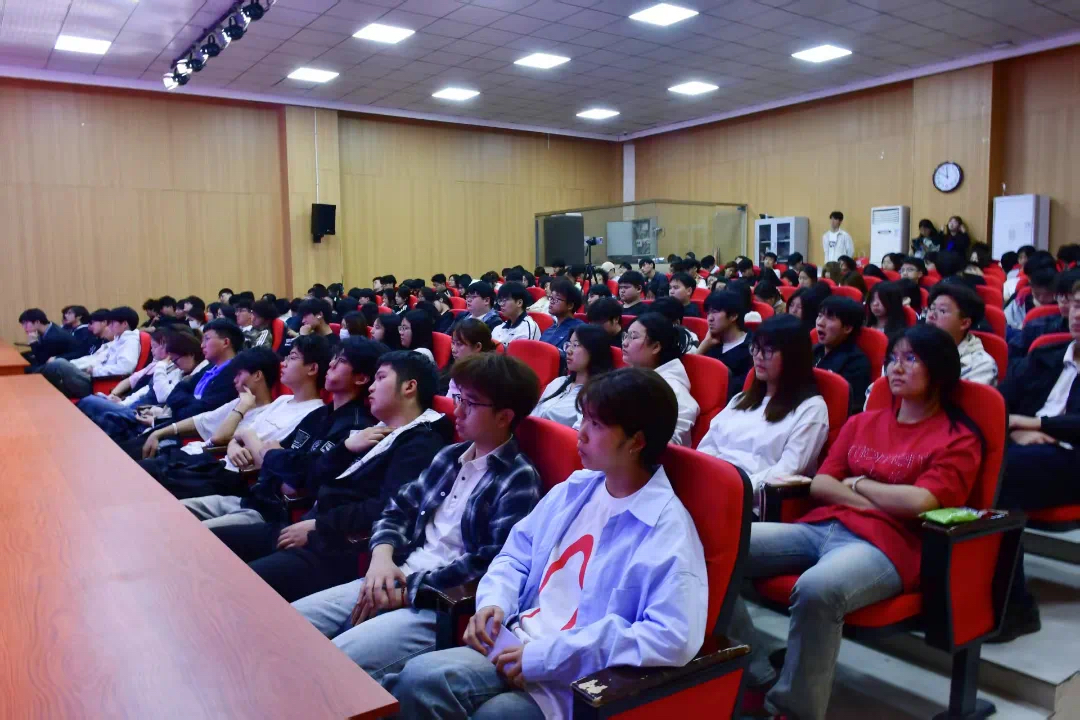 谈球吧体育官网入口