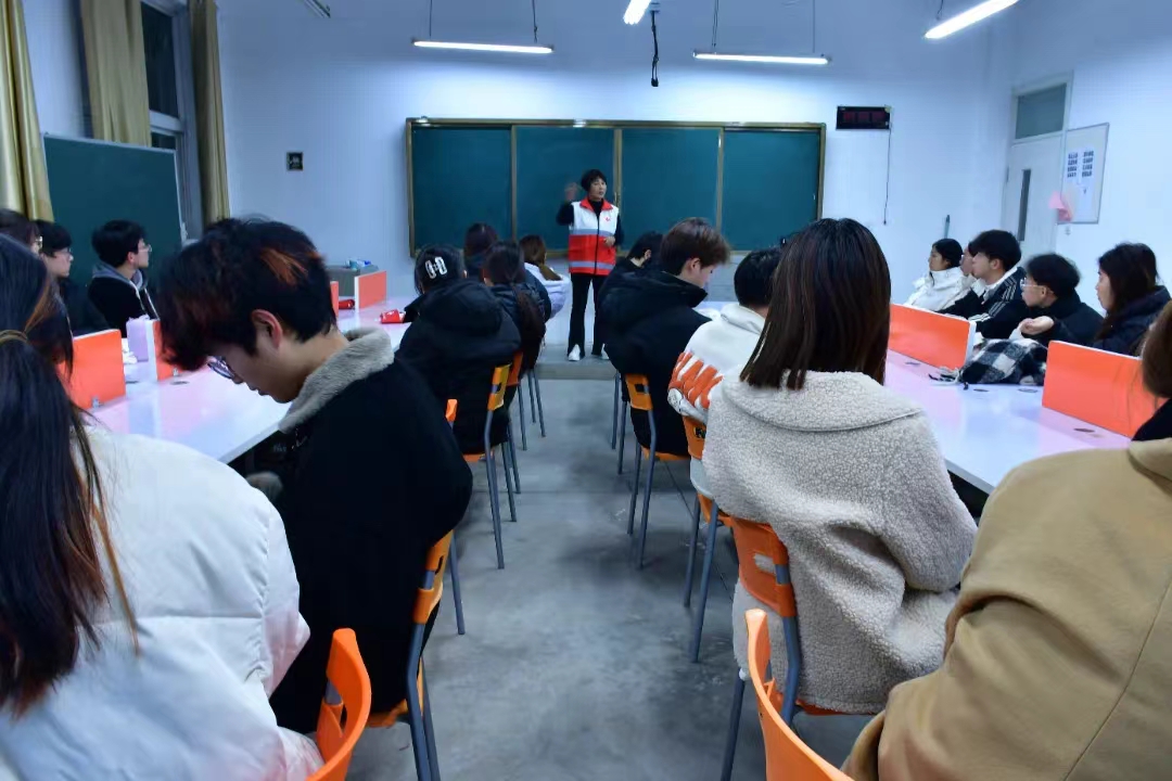 谈球吧体育官网入口