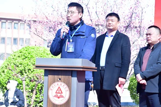 谈球吧体育官网入口