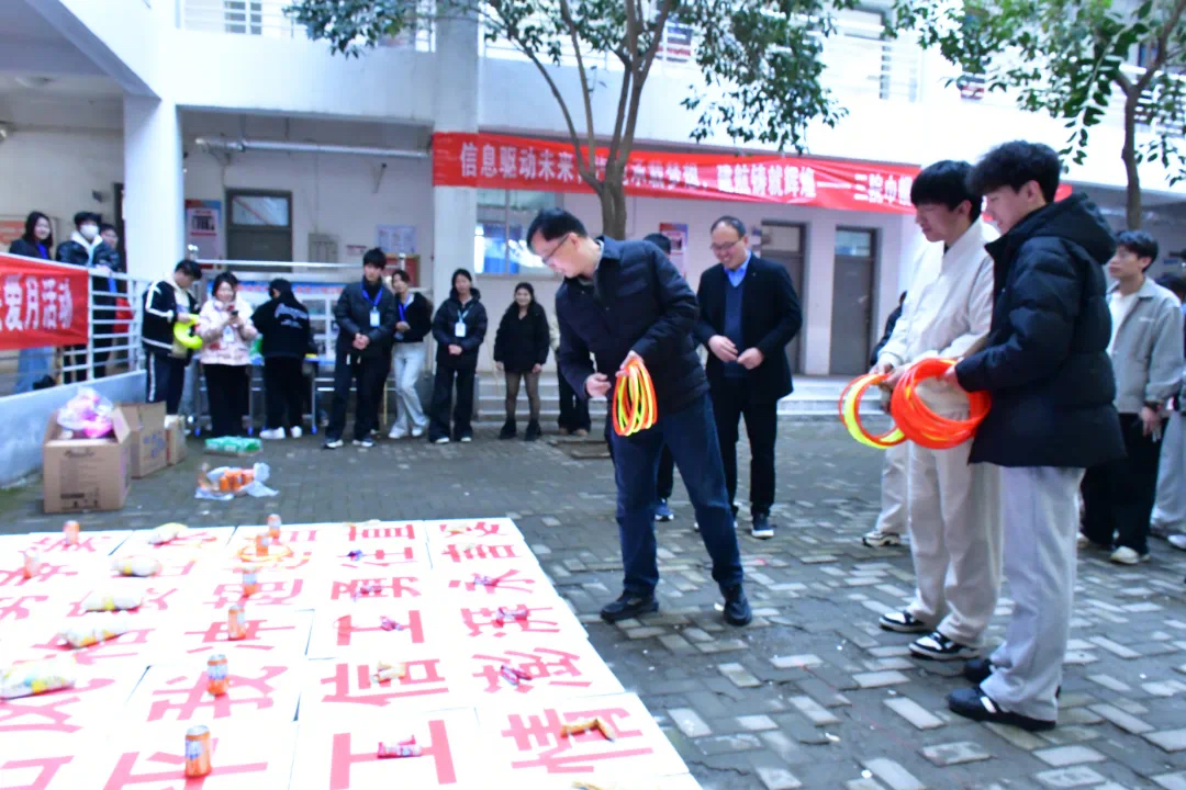 谈球吧体育官网入口