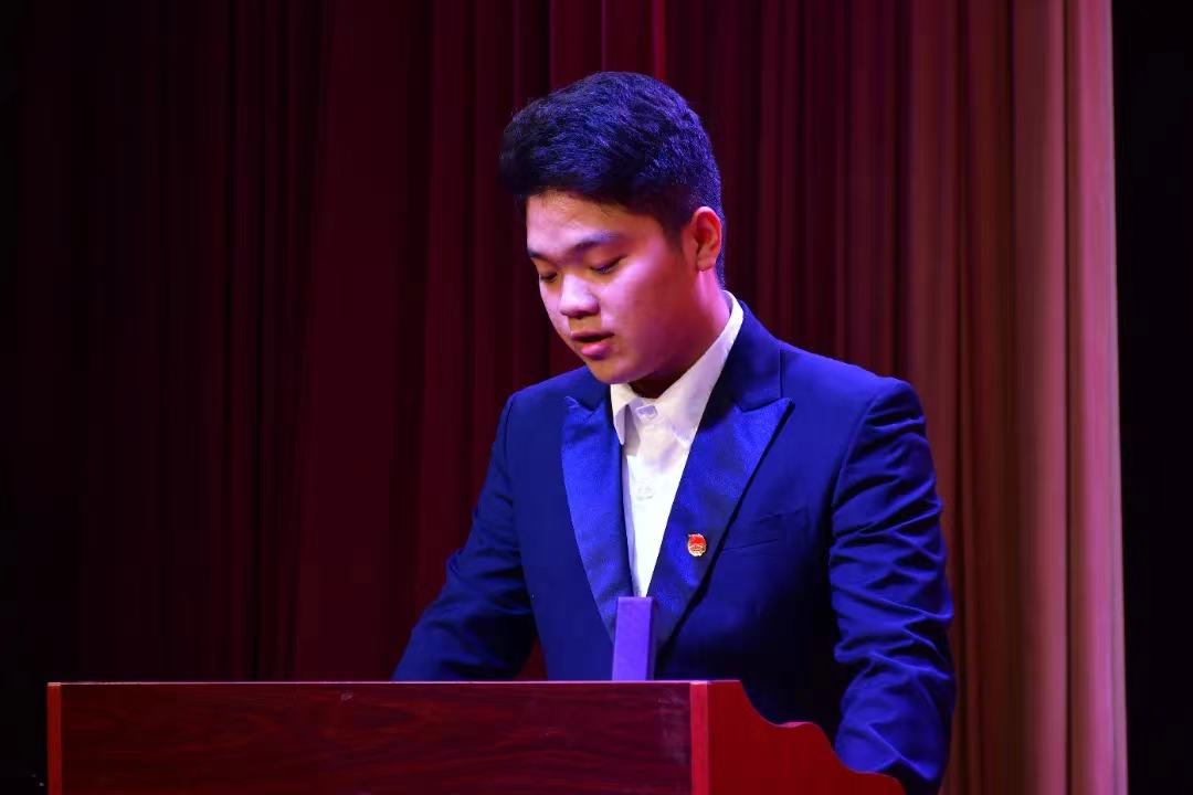 谈球吧体育官网入口