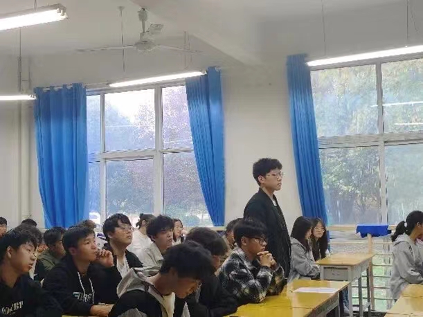 谈球吧体育官网入口