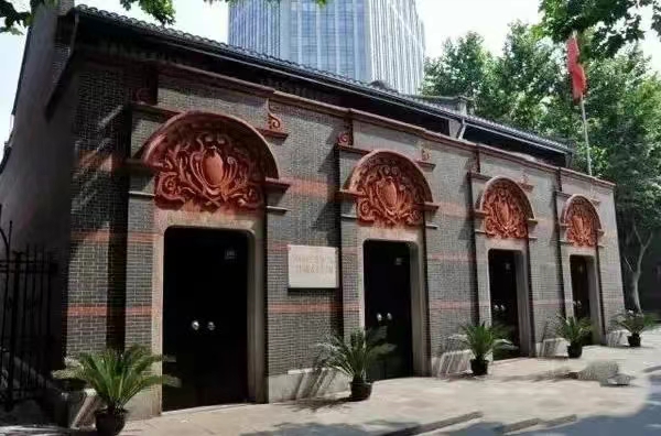 谈球吧体育官网入口