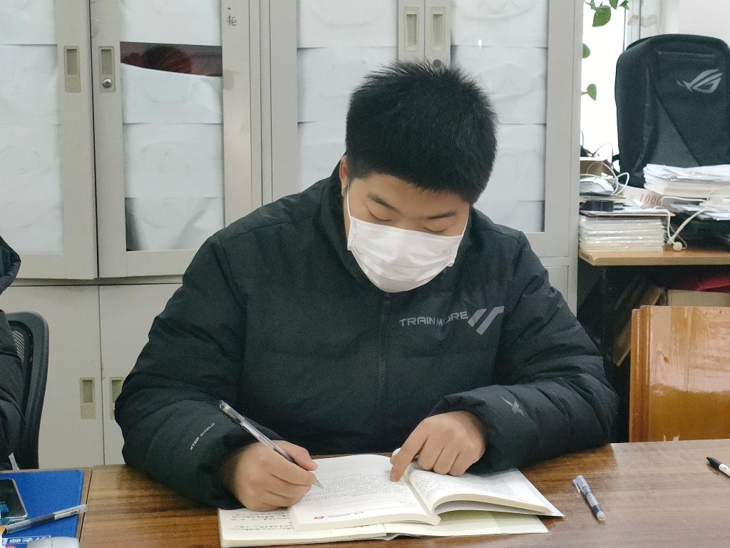 谈球吧体育官网入口