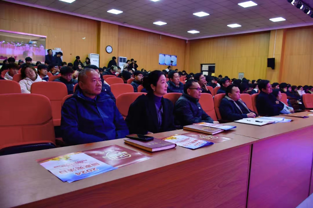 谈球吧体育官网入口