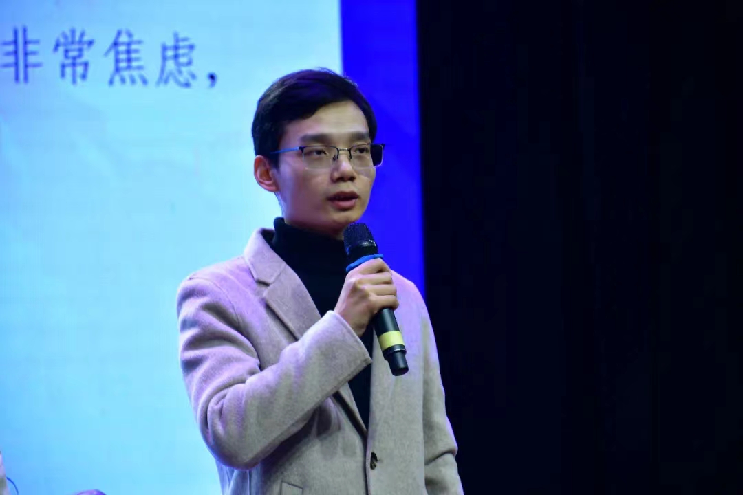 谈球吧体育官网入口