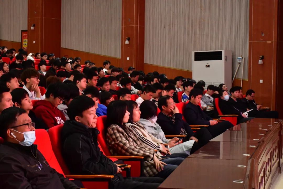 谈球吧体育官网入口