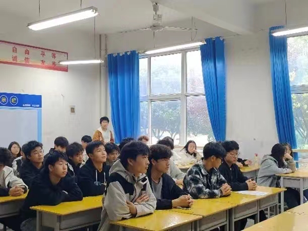 谈球吧体育官网入口