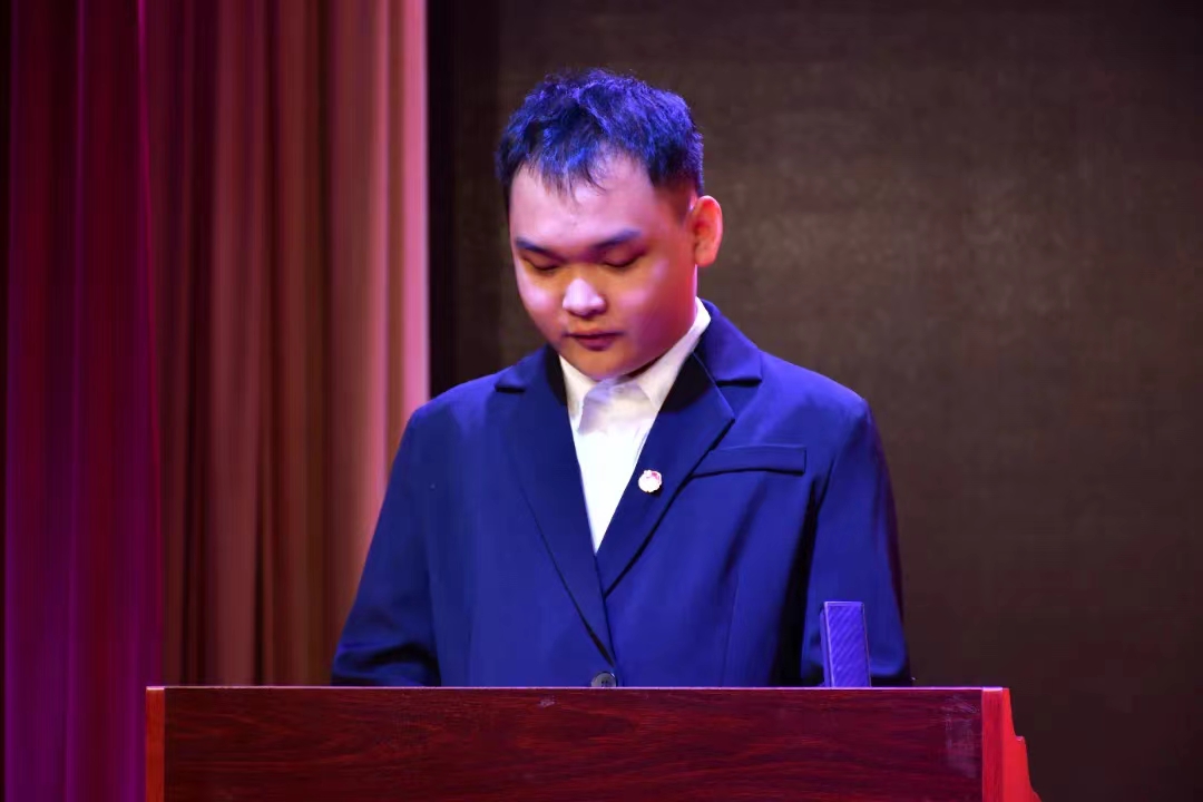 谈球吧体育官网入口