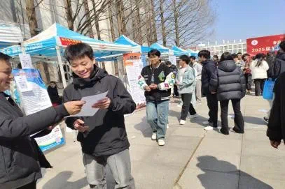 谈球吧体育官网入口